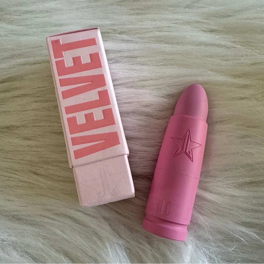 Jeffree Star JawBreaker Velvet Trap Matte Finish Lipstick